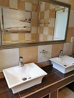 The Hamptons Guest House
