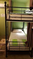 Mr.Comma Guesthouse - Hostel