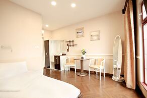 Lampa Hotel