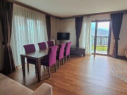 Sera Lake Resort Hotel Spa & Aparts