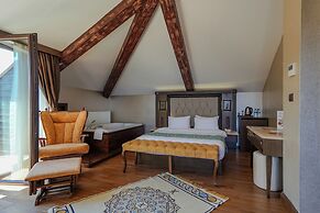 Sera Lake Resort Hotel Spa & Aparts