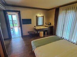 Sera Lake Resort Hotel Spa & Aparts