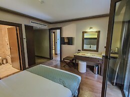 Sera Lake Resort Hotel Spa & Aparts