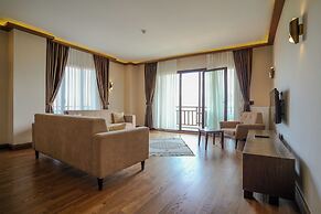 Sera Lake Resort Hotel Spa & Aparts