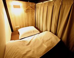 Namba Guesthouse HIVE - Hostel