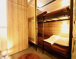 Namba Guesthouse HIVE - Hostel