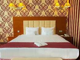 Emerald Hotel