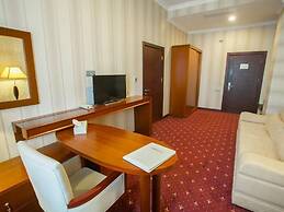Emerald Hotel