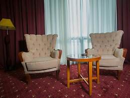 Emerald Hotel
