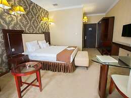 Emerald Hotel