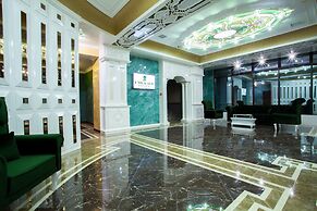 Emerald Hotel