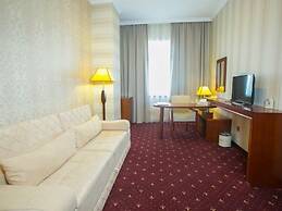 Emerald Hotel