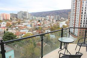 L Plaza Hotel
