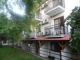 Star Hotel