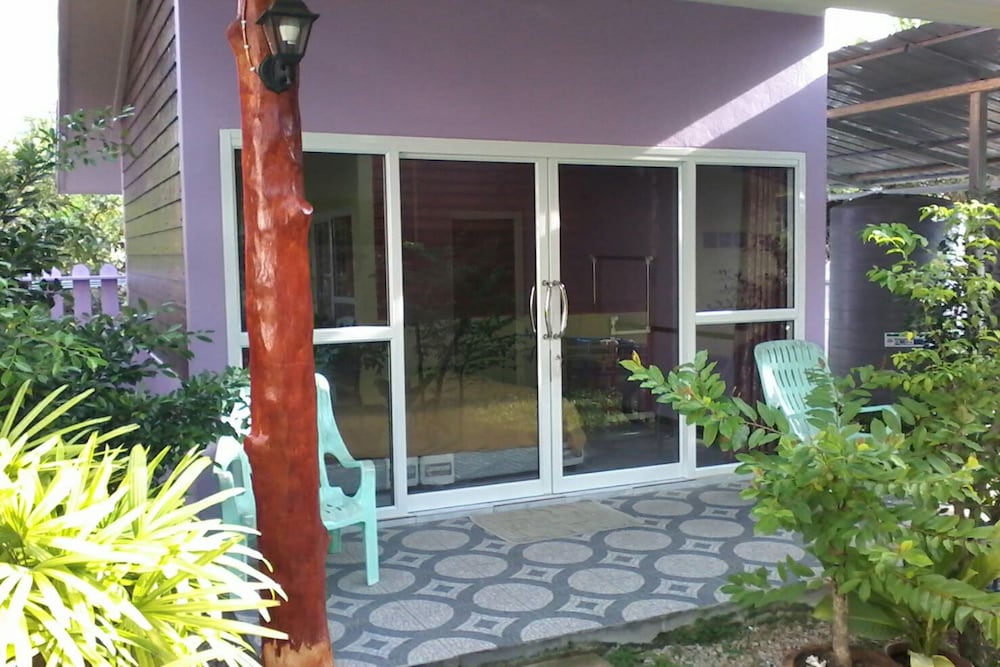 Lucky Bungalow