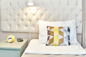 Seven Bridges Hotel