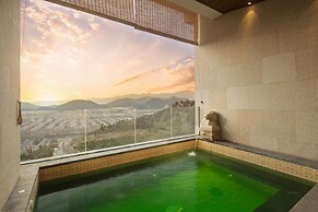 Grand Bay Hotel Beijing