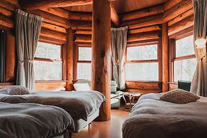 Hakuba Log Hotel Meteor