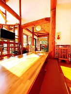 Hakuba Log Hotel Meteor