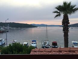 Teos Lodge Pansiyon & Restaurant