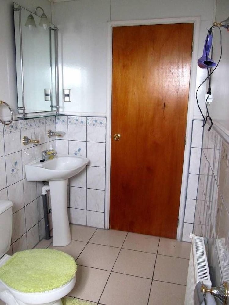 Hostal Arkya - Adults Only