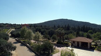 Dina Apartments