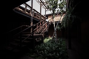 CHANN Bangkok-Noi