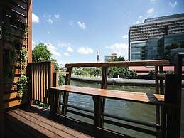 CHANN Bangkok-Noi