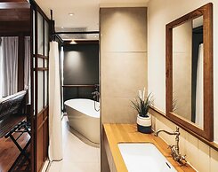 CHANN Bangkok-Noi