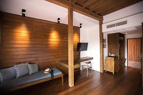 CHANN Bangkok-Noi