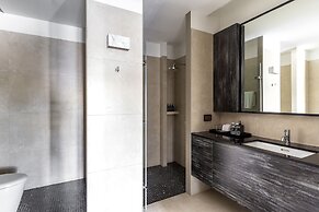 Theatre Residence