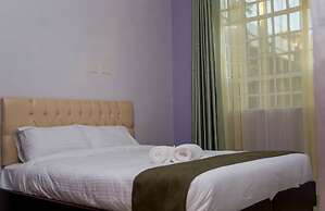 Kuniville Guest House