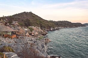 Paree Hut Resort Koh Sichang