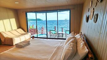 Paree Hut Resort Koh Sichang