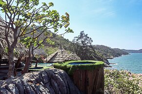 Paree Hut Resort Koh Sichang