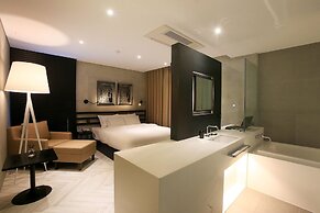 Forestar Hotel