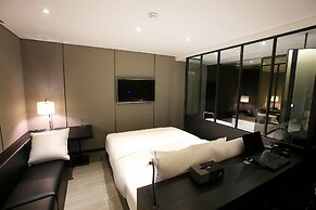 Forestar Hotel