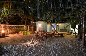SeaLaVie Inn