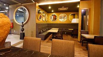 Bedrock Hotel