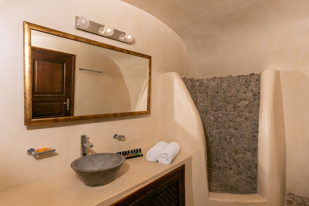 Enalion Suites