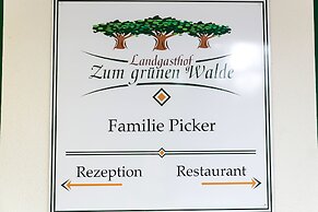 Zum grünen Walde