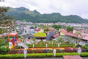 Sapa Village Hotel