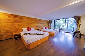 Sapa Village Hotel