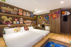 Rf Hotel - Sanchung