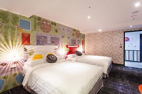 Rf Hotel - Sanchung