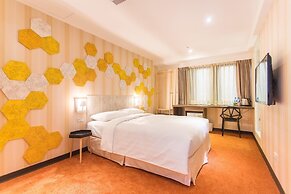 Rf Hotel - Sanchung