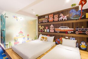 Rf Hotel - Sanchung