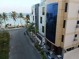 Turquoise Residence by UI