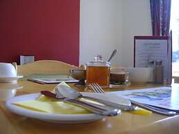 Carrington Guest House B&B