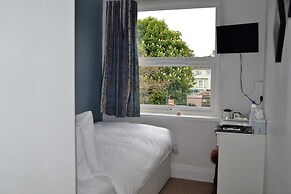 Carrington Guest House B&B